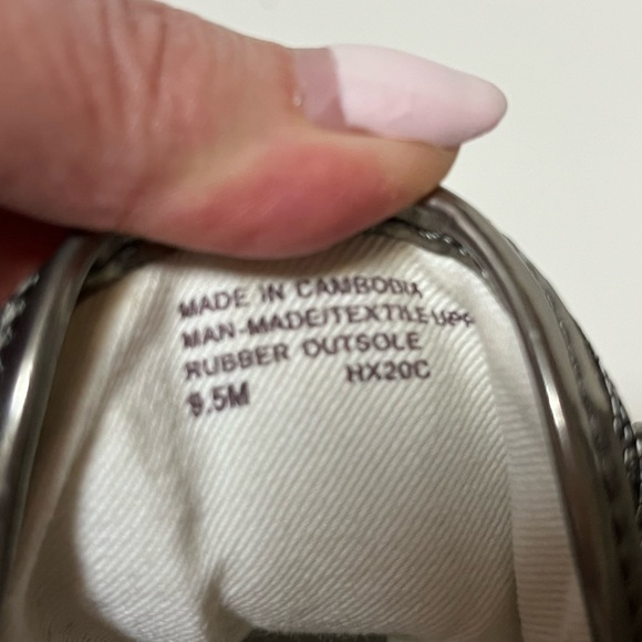 Michael Kors Crista Silver White Mixed Media Wedge Sneakers Glitter Women’s 9.5 - Picture 11 of 12